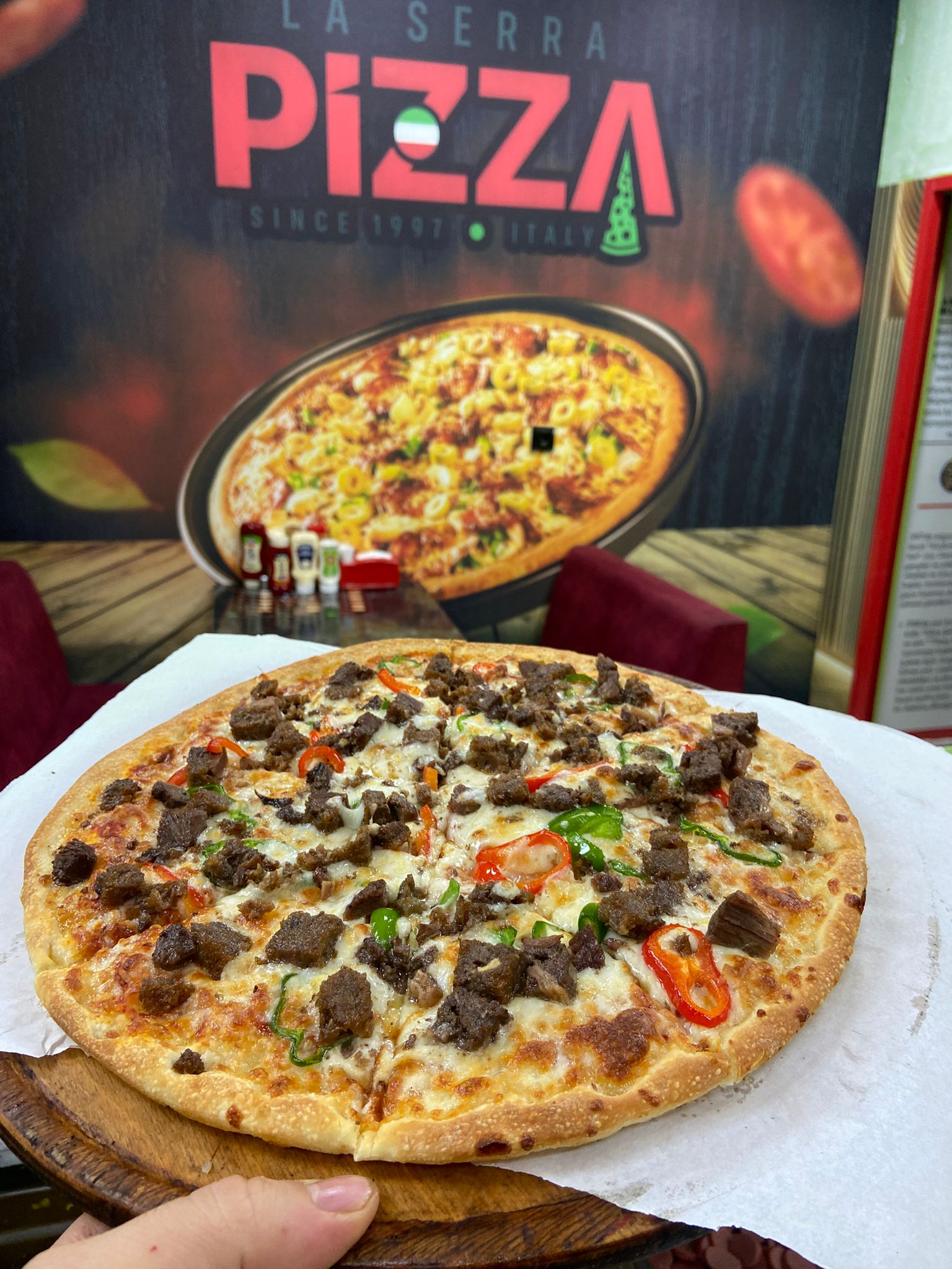 Kavurmalı pizza